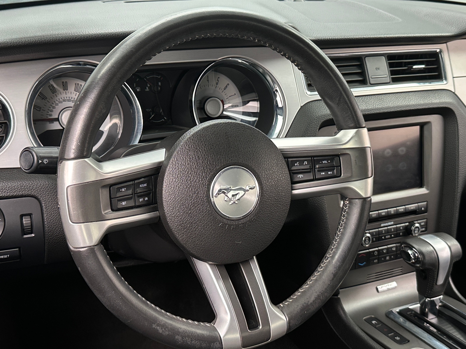 Thumbnail: 2011 Ford Mustang - 4
