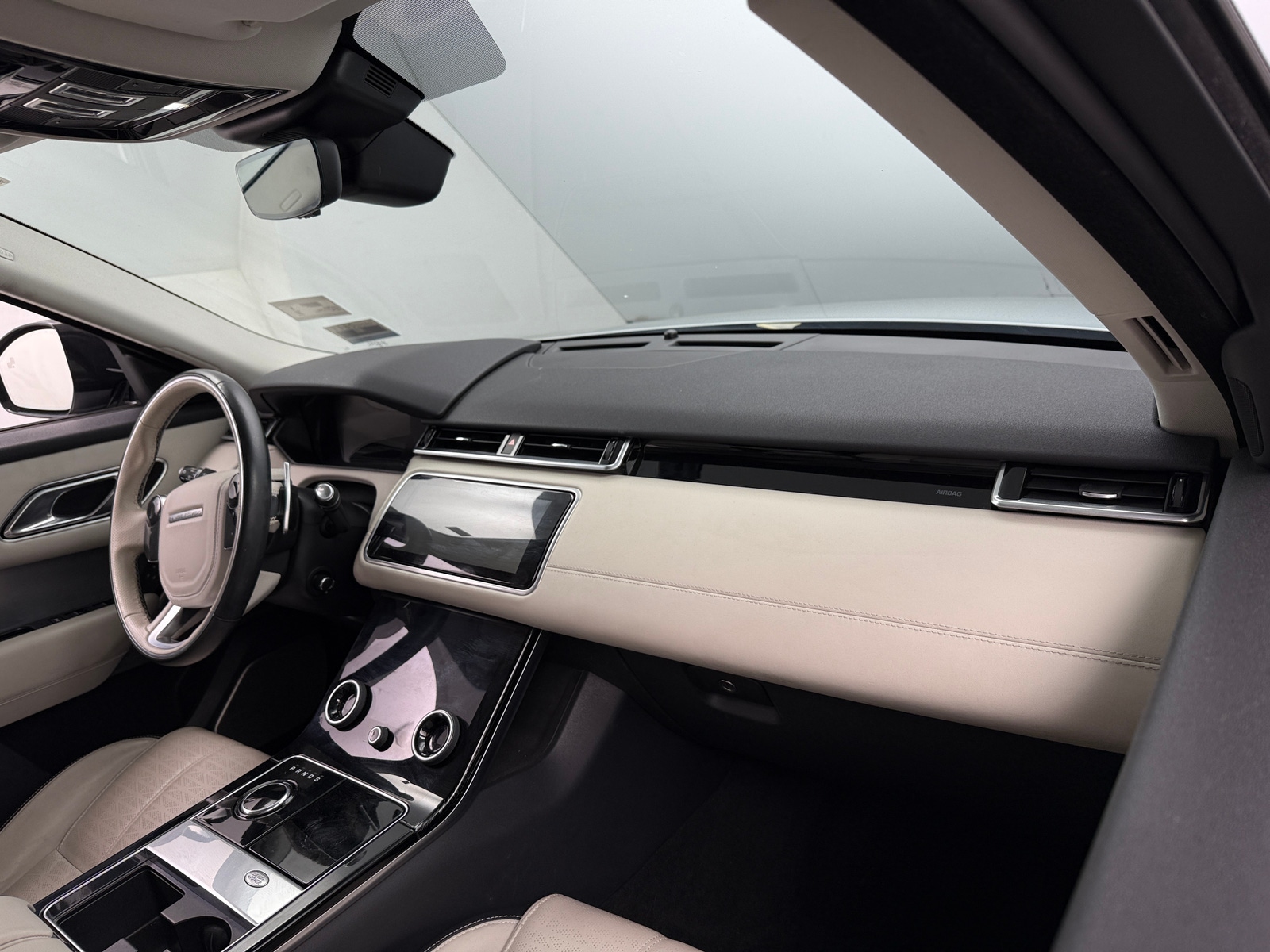 Thumbnail: 2018 Land Rover Range Rover Velar - 2