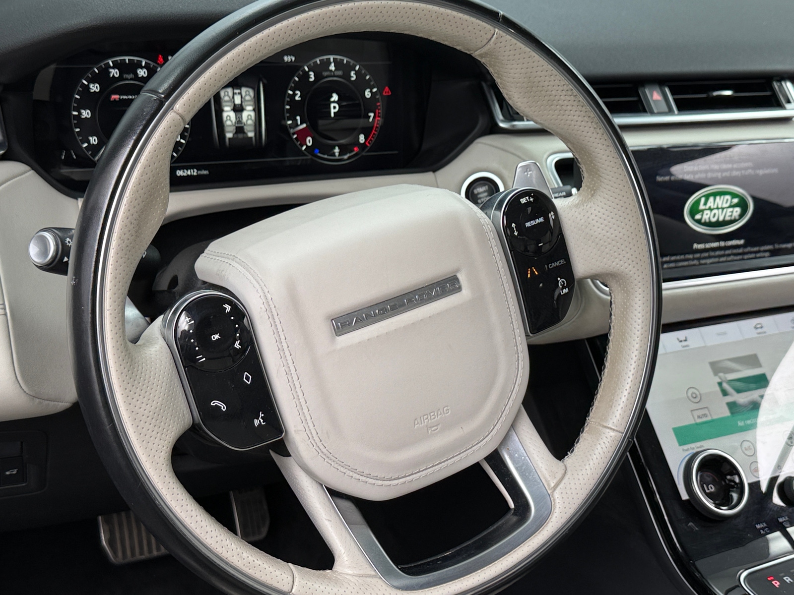 Thumbnail: 2018 Land Rover Range Rover Velar - 4
