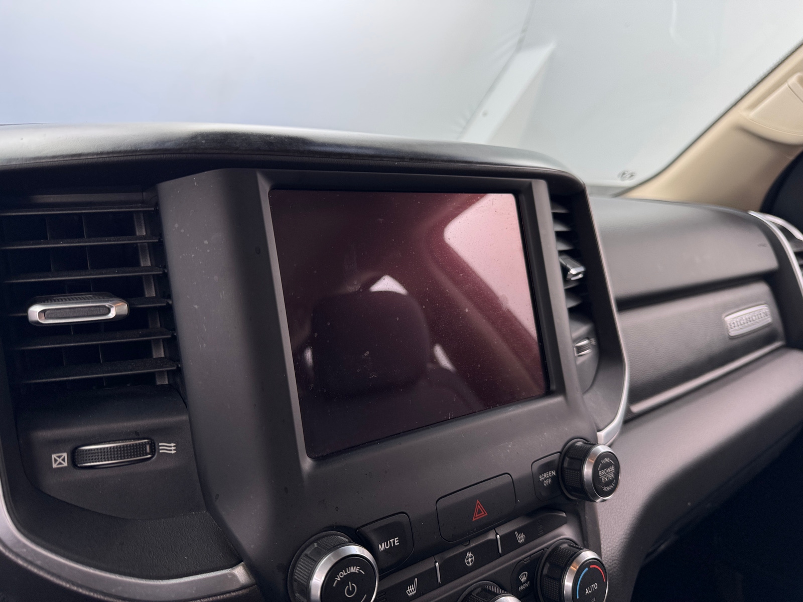 Thumbnail: 2019 RAM 1500 - 4