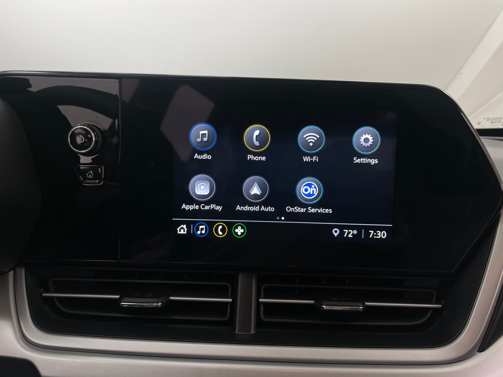 Thumbnail: 2025 Chevrolet Trax - 4