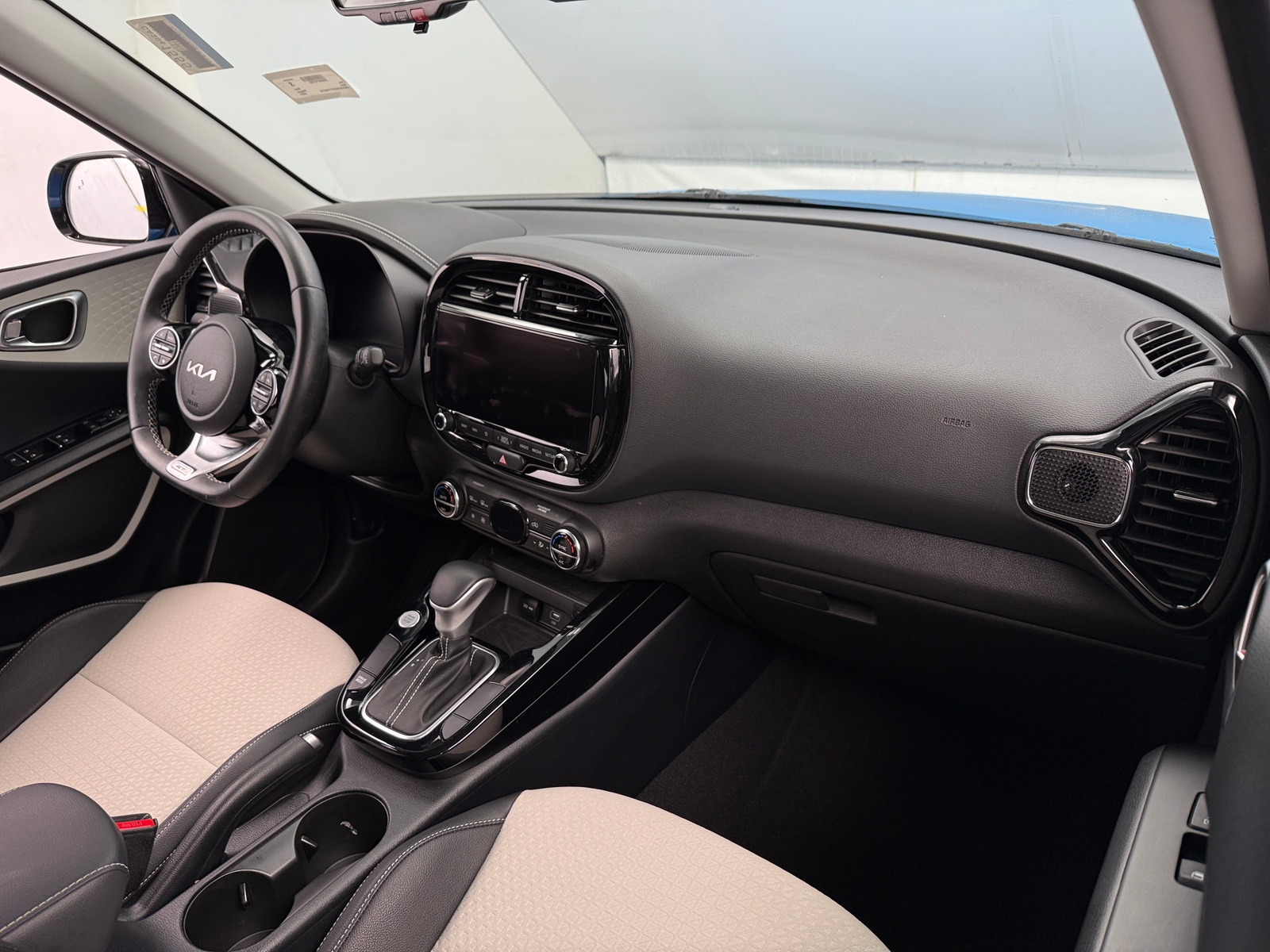 Thumbnail: 2023 Kia Soul - 2