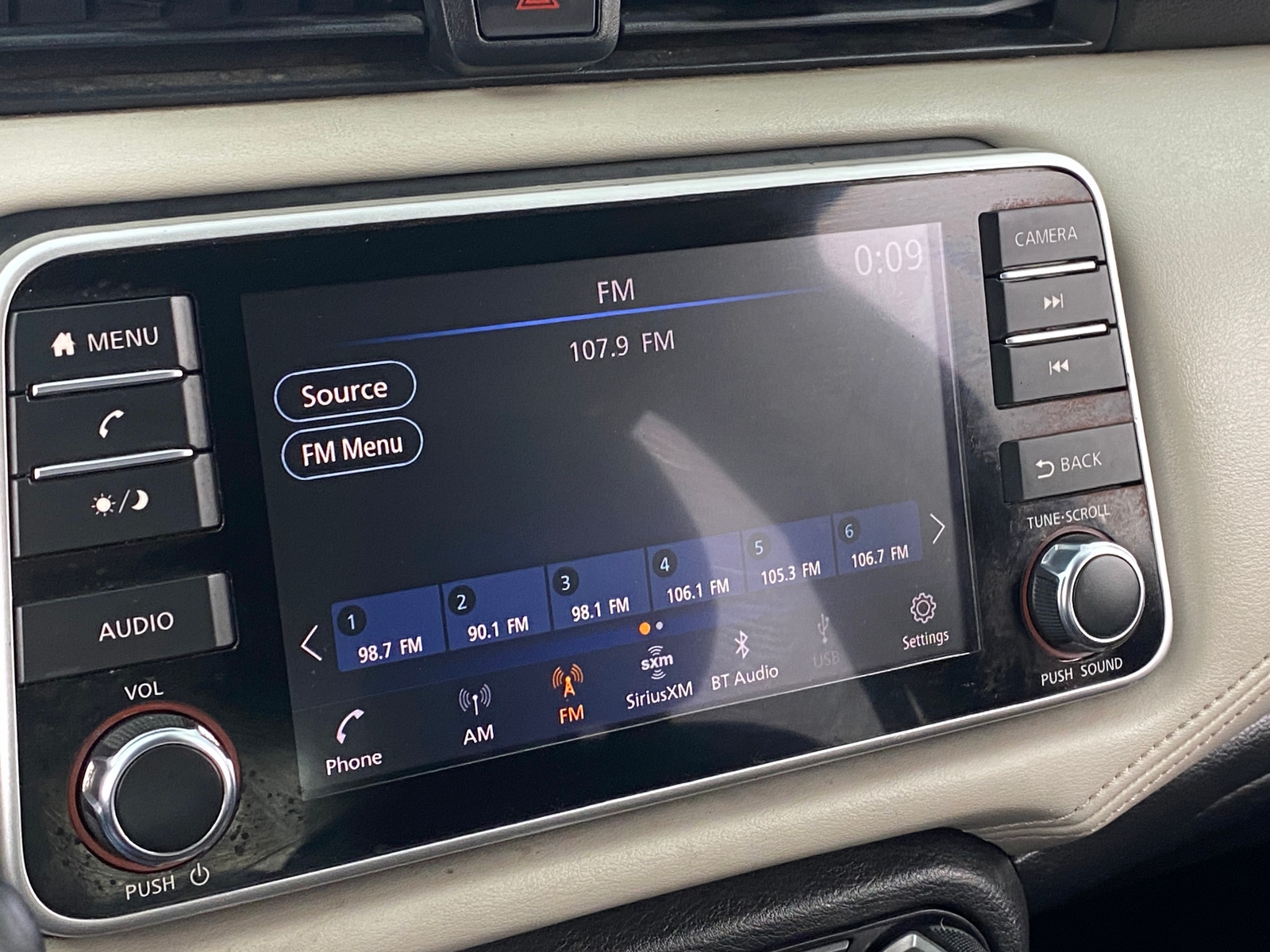 Thumbnail: 2020 Nissan Versa - 4