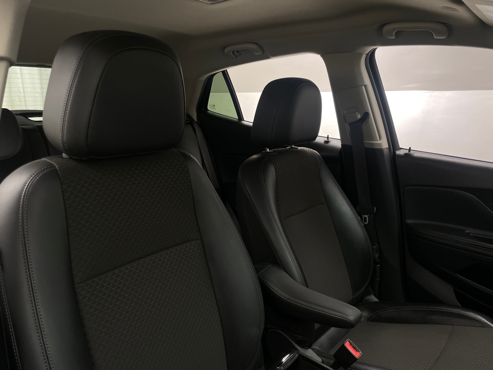 Thumbnail: 2019 Buick Encore - 2
