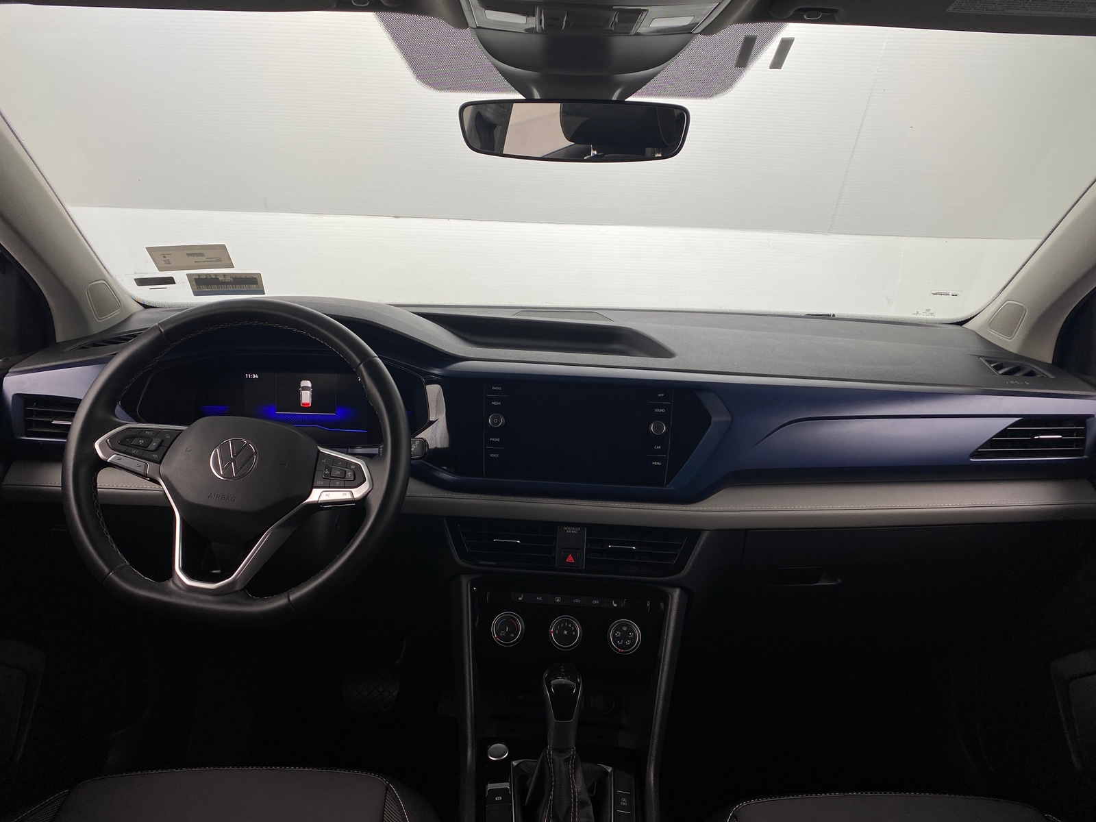 Thumbnail: 2023 Volkswagen Taos - 2