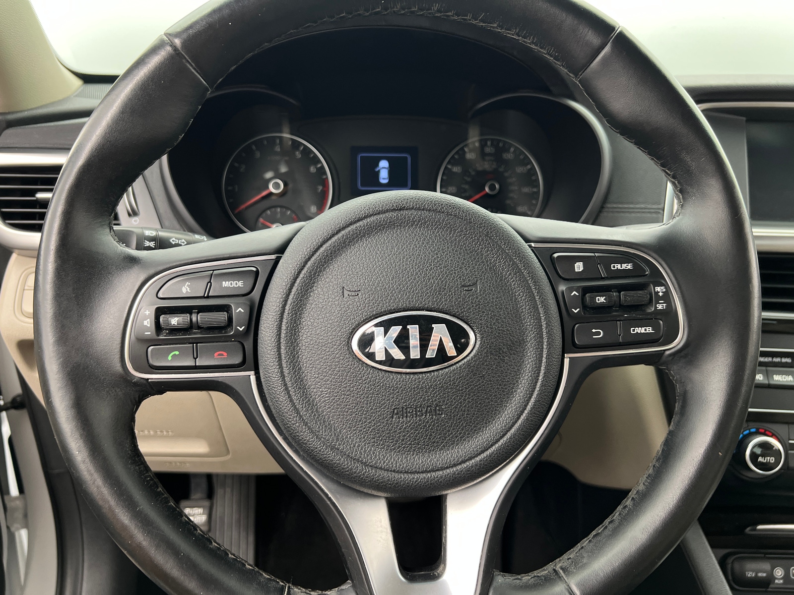 Thumbnail: 2018 Kia Optima - 4