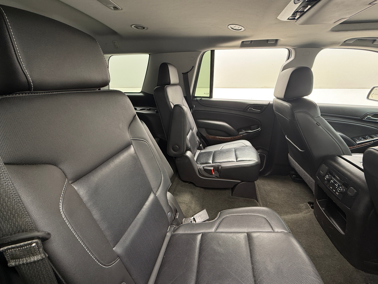 Thumbnail: 2018 Chevrolet Tahoe - 5