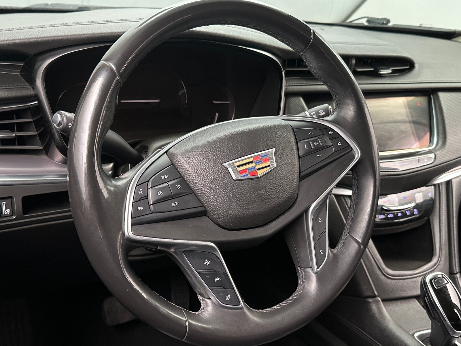 Thumbnail: 2017 Cadillac XT5 - 4