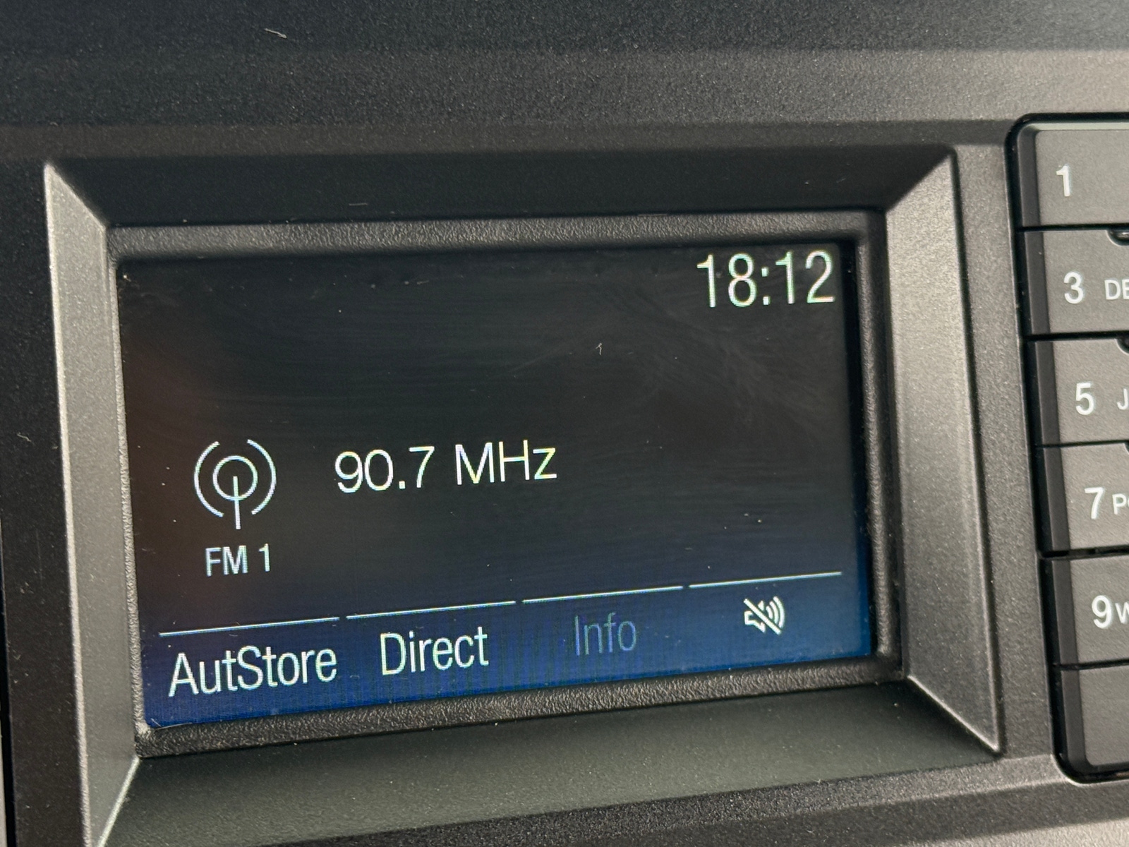 Thumbnail: 2019 Ford Econoline - 3