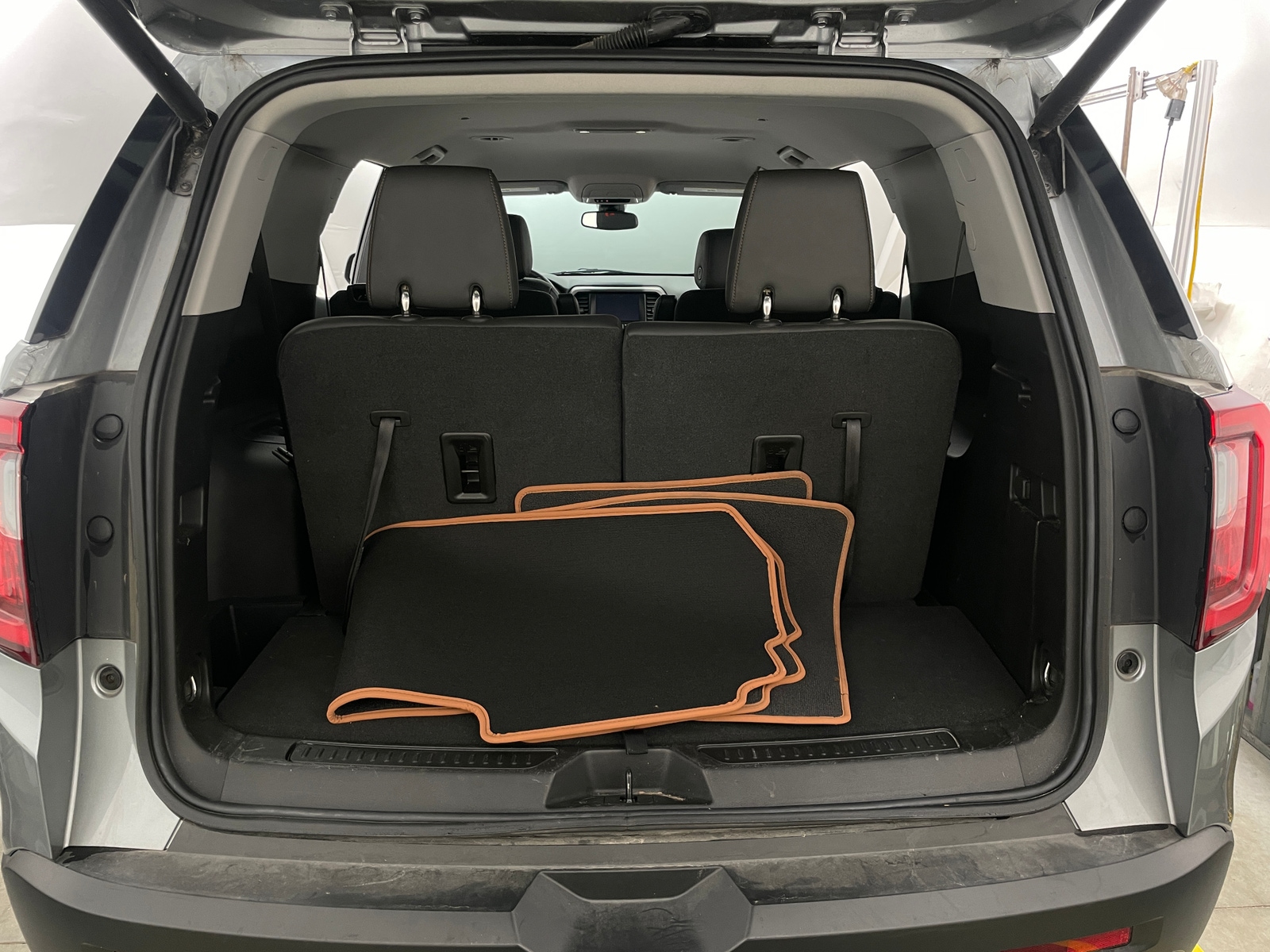 Thumbnail: 2023 GMC Acadia - 6