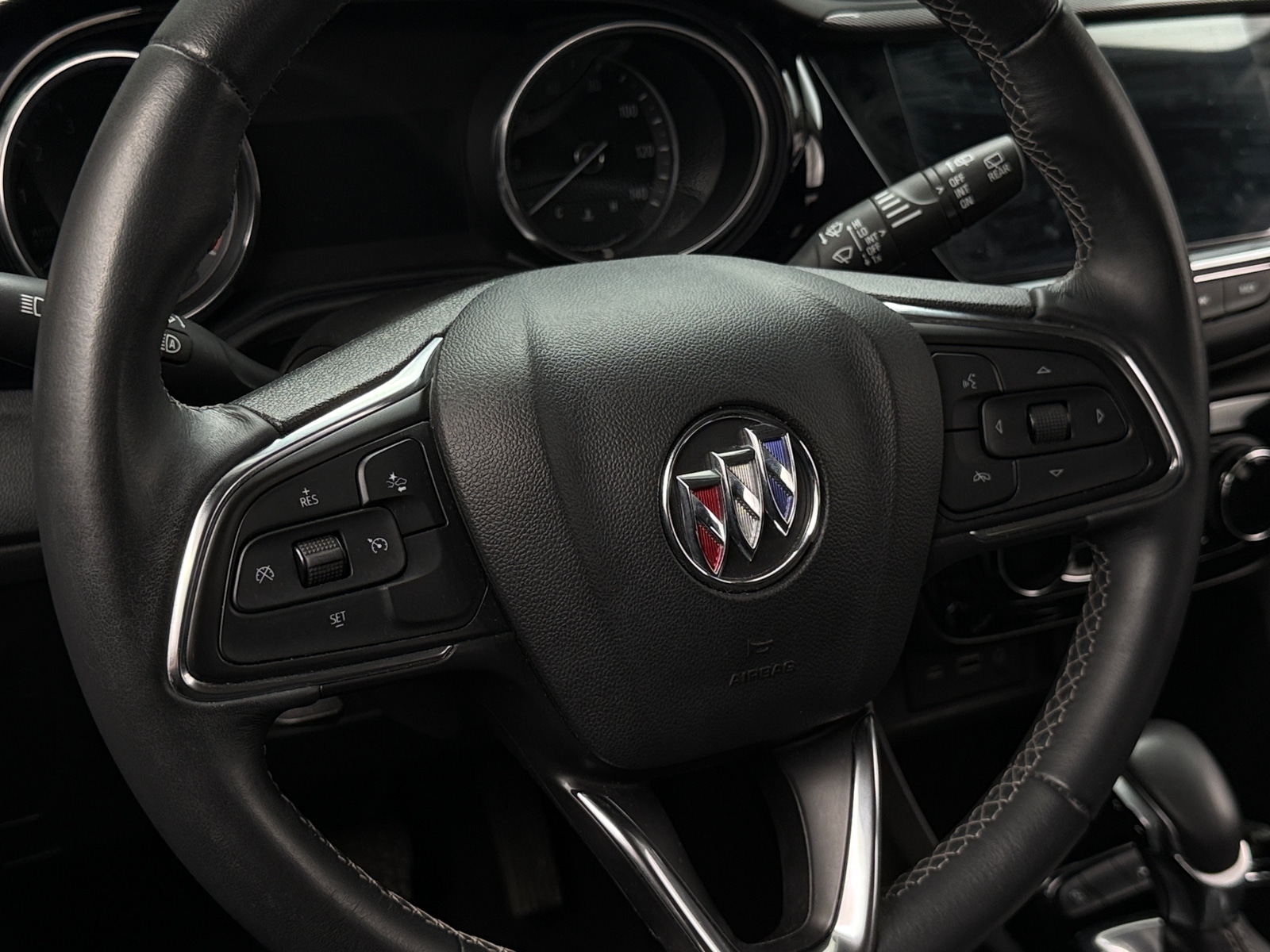 Thumbnail: 2022 Buick Encore GX - 5