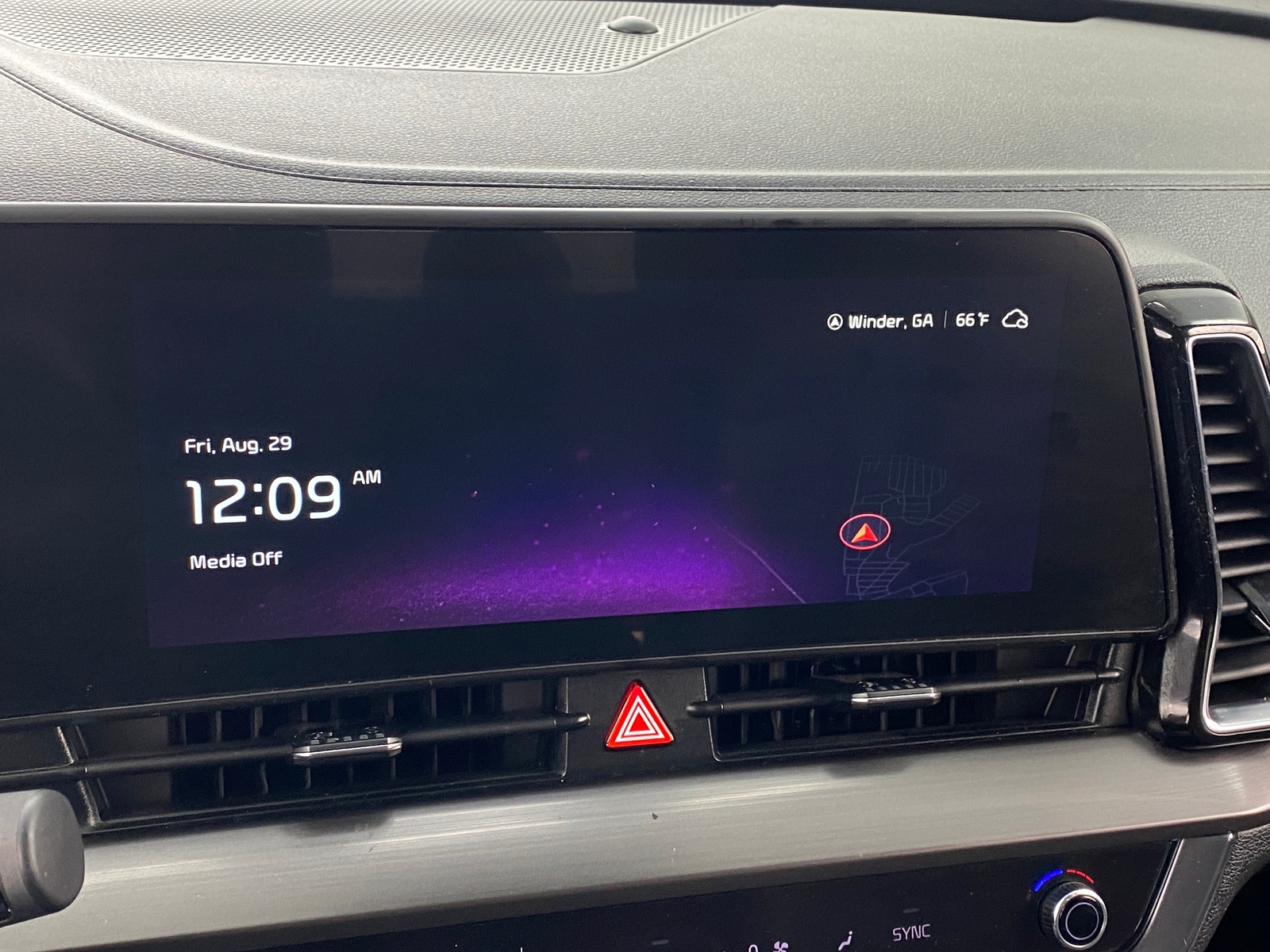 Thumbnail: 2023 Kia Sportage - 3