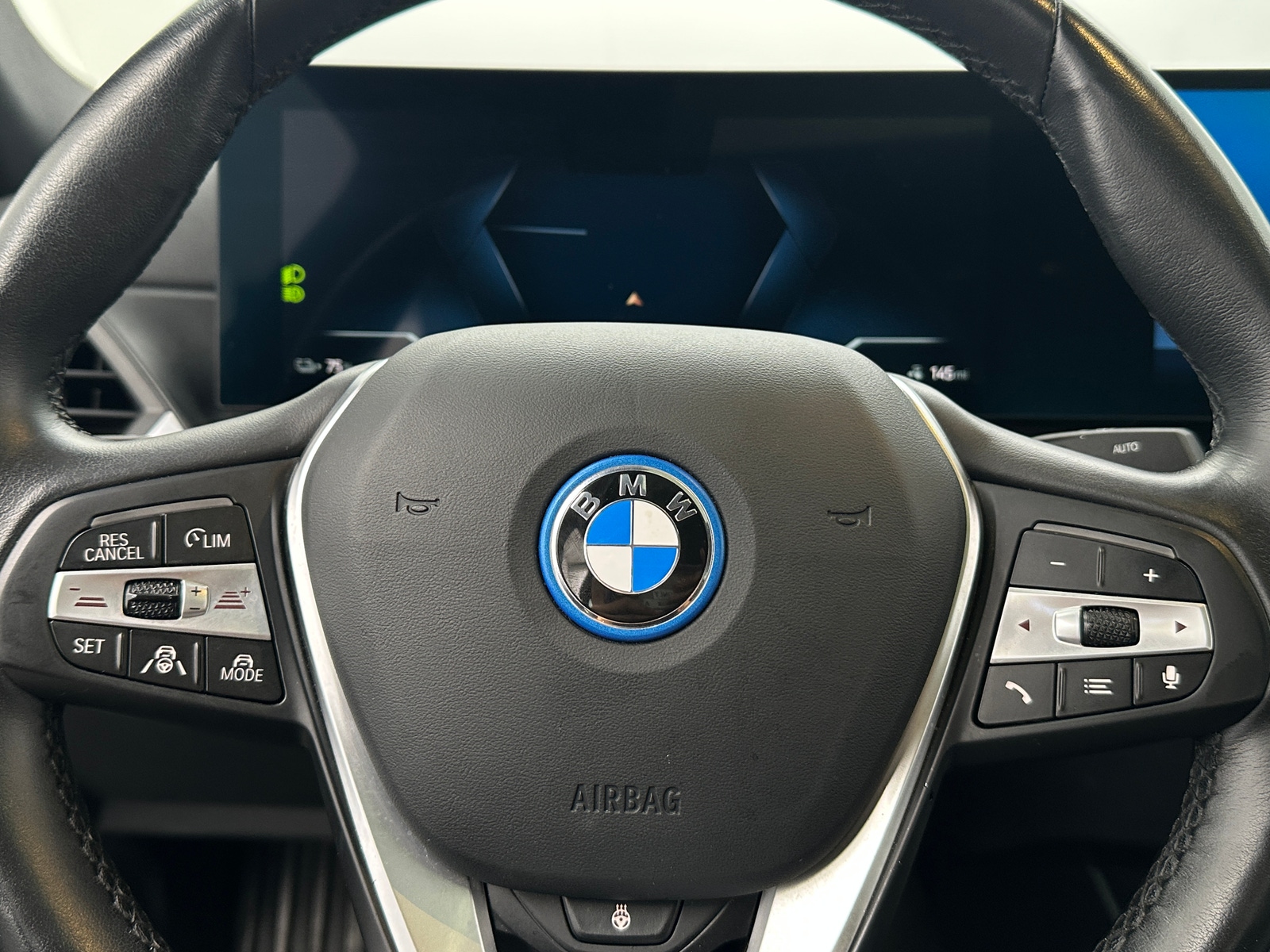 Thumbnail: 2024 BMW i4 - 3