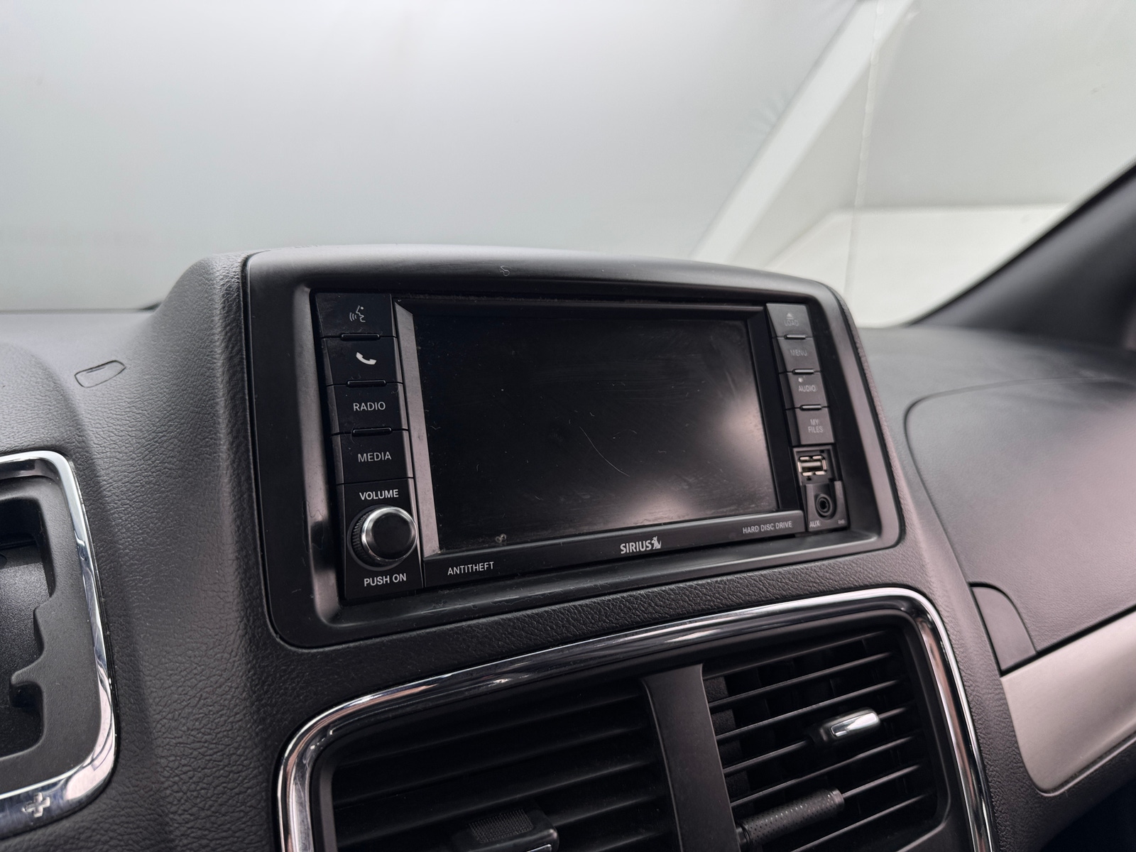 Thumbnail: 2019 Dodge Grand Caravan - 3