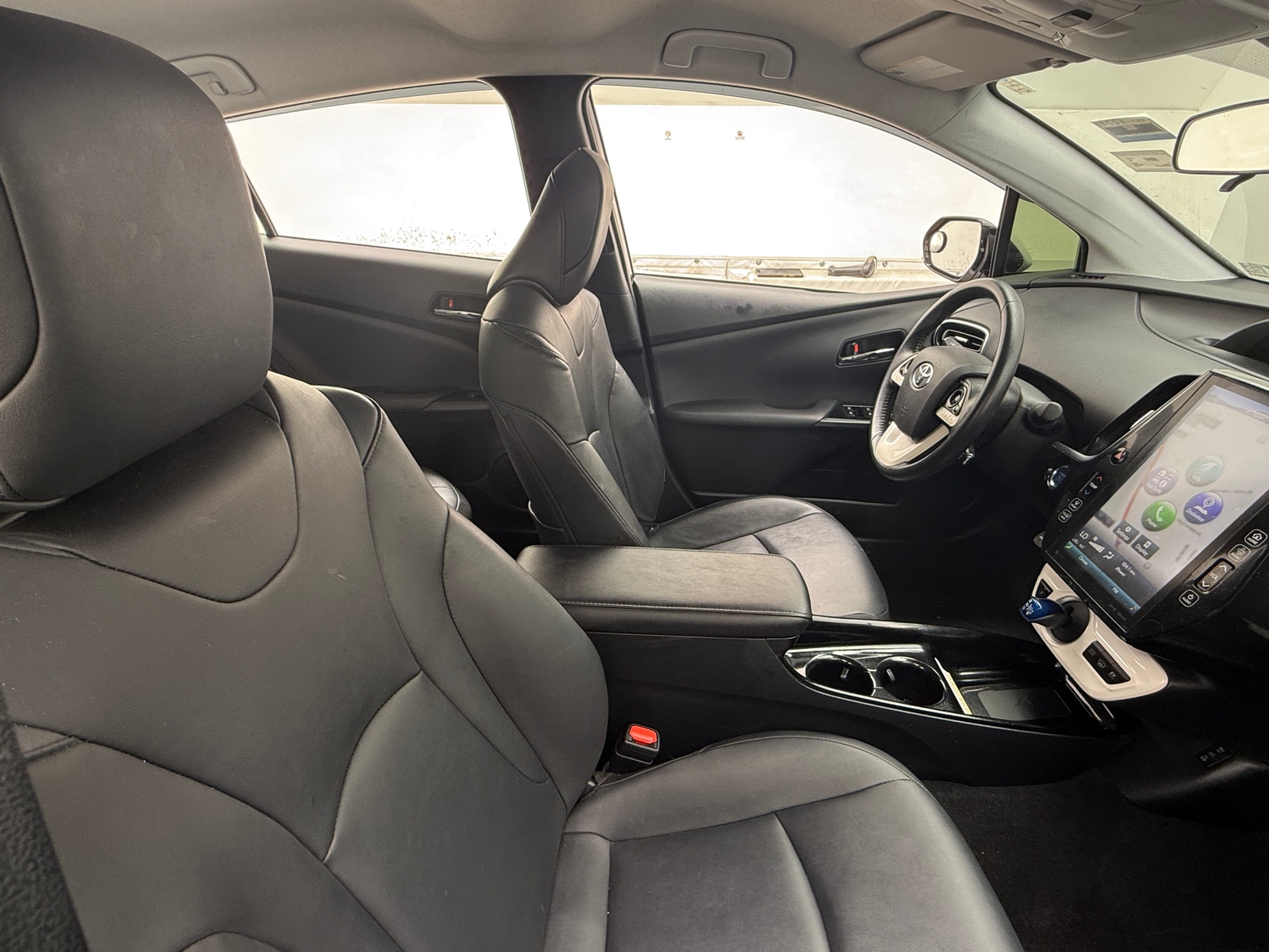 Thumbnail: 2017 Toyota Prius Prime - 2