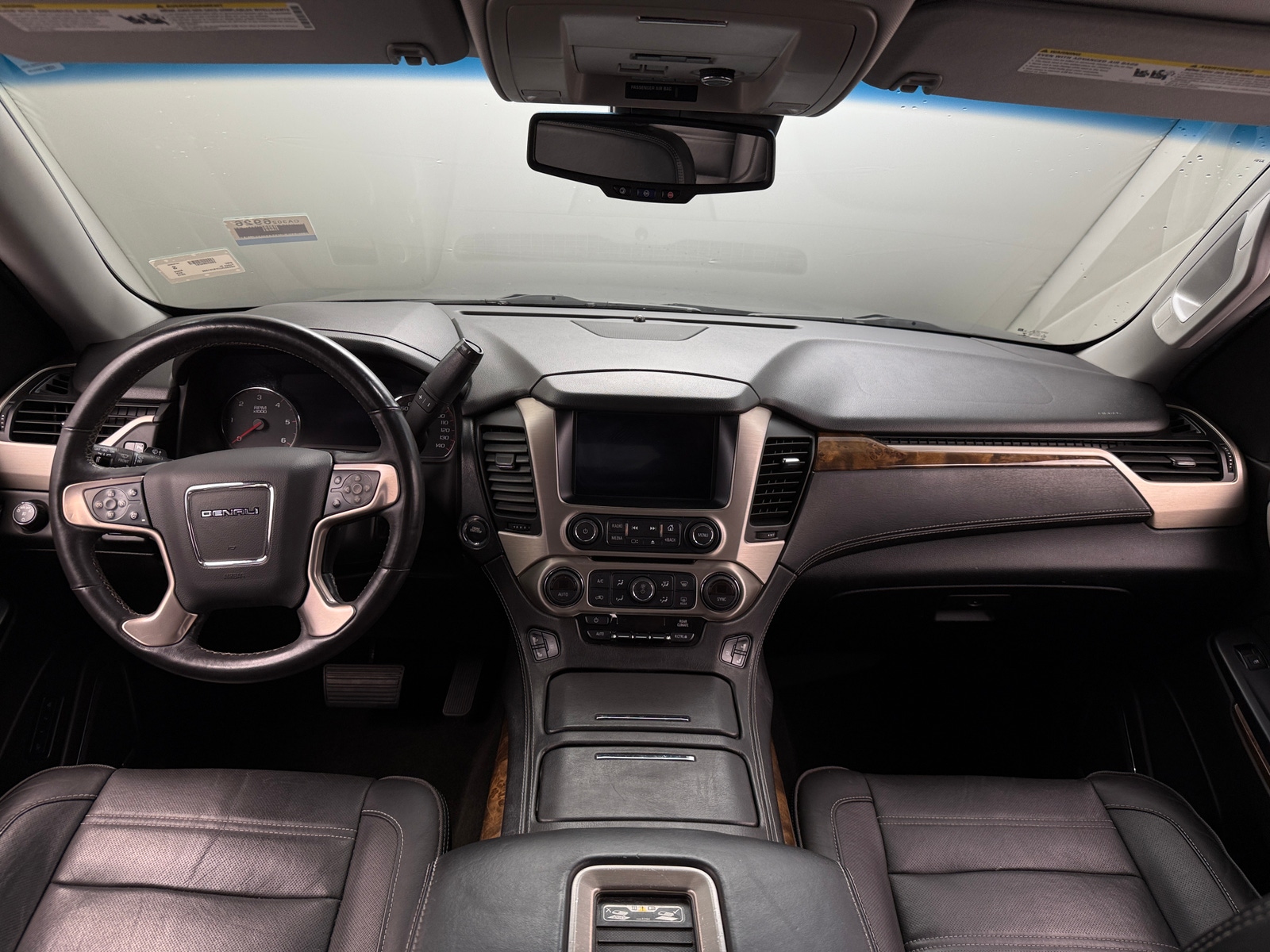Thumbnail: 2015 GMC Yukon XL - 3