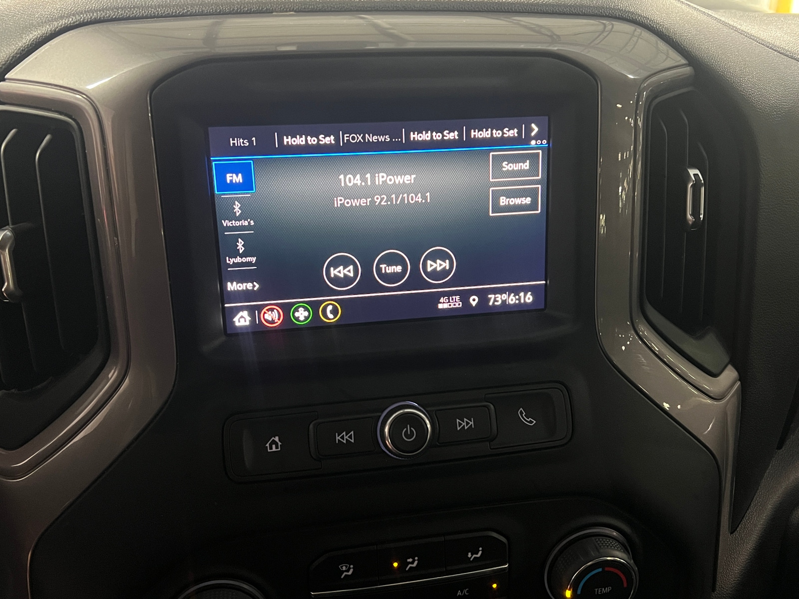Thumbnail: 2021 Chevrolet Silverado 1500 - 4
