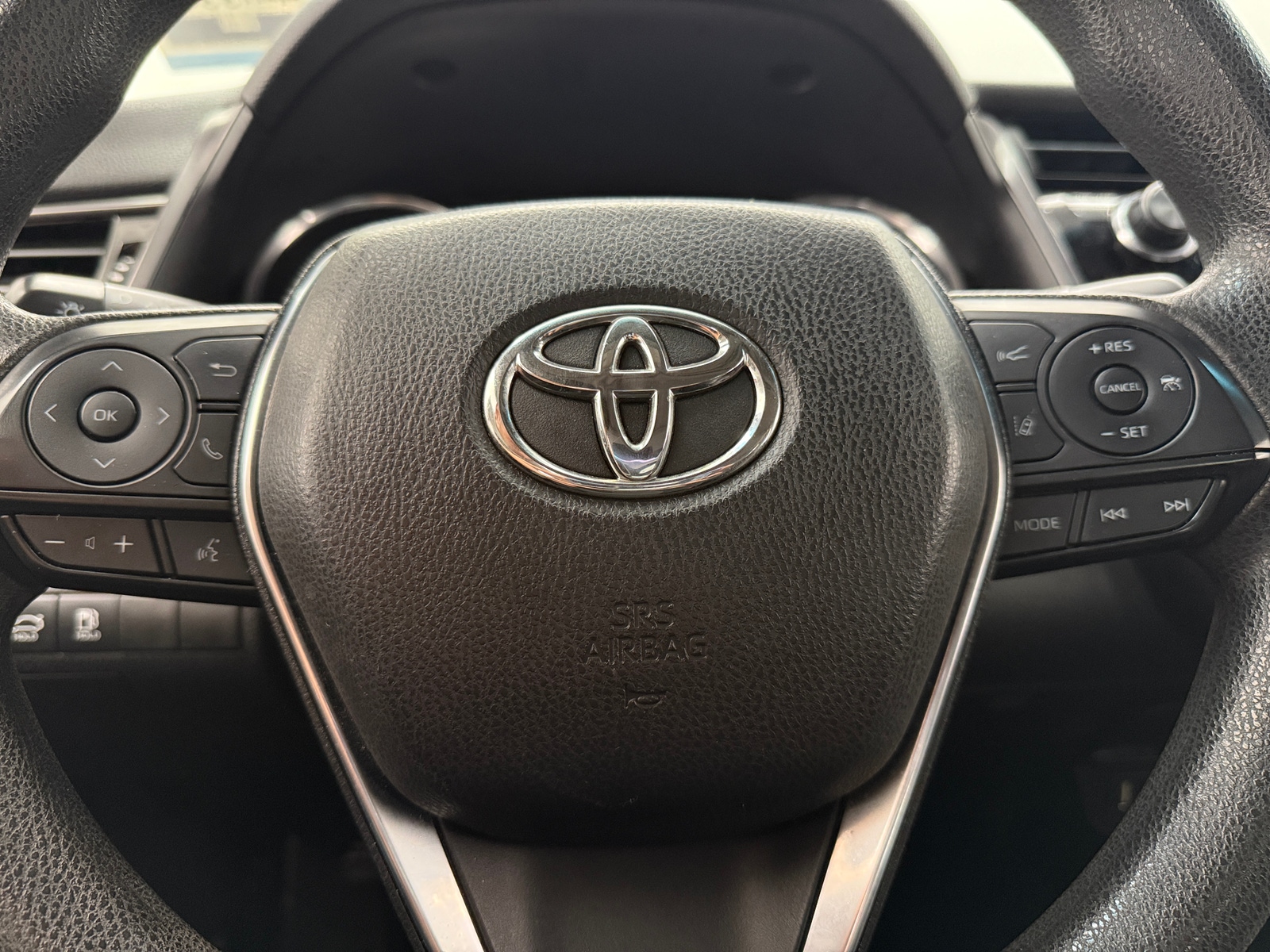 Thumbnail: 2019 Toyota Camry - 5