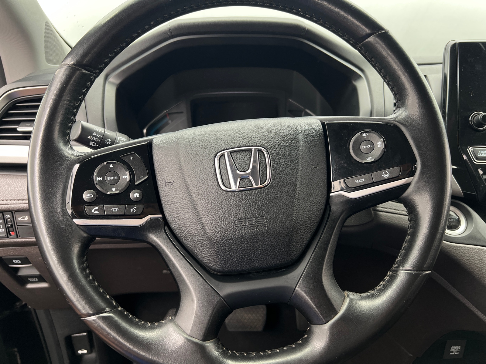 Thumbnail: 2018 Honda Odyssey - 4