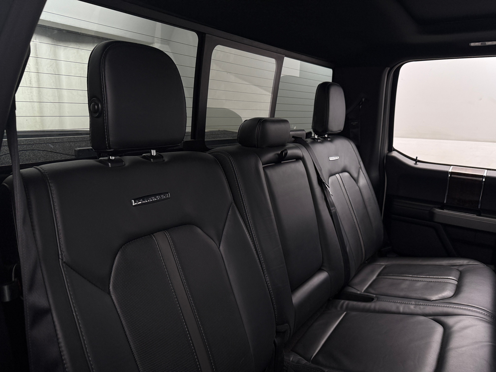 Thumbnail: 2016 Ford Econoline - 5