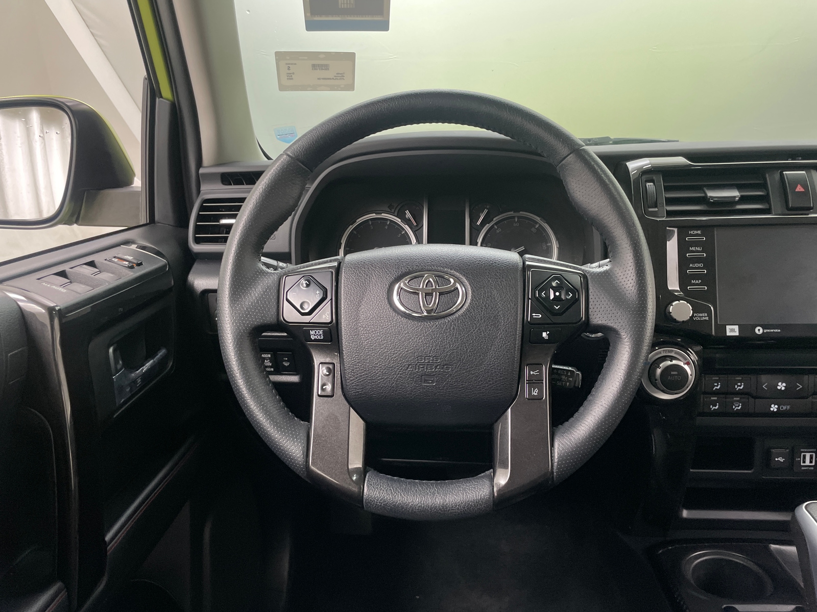 Thumbnail: 2022 Toyota 4Runner - 4