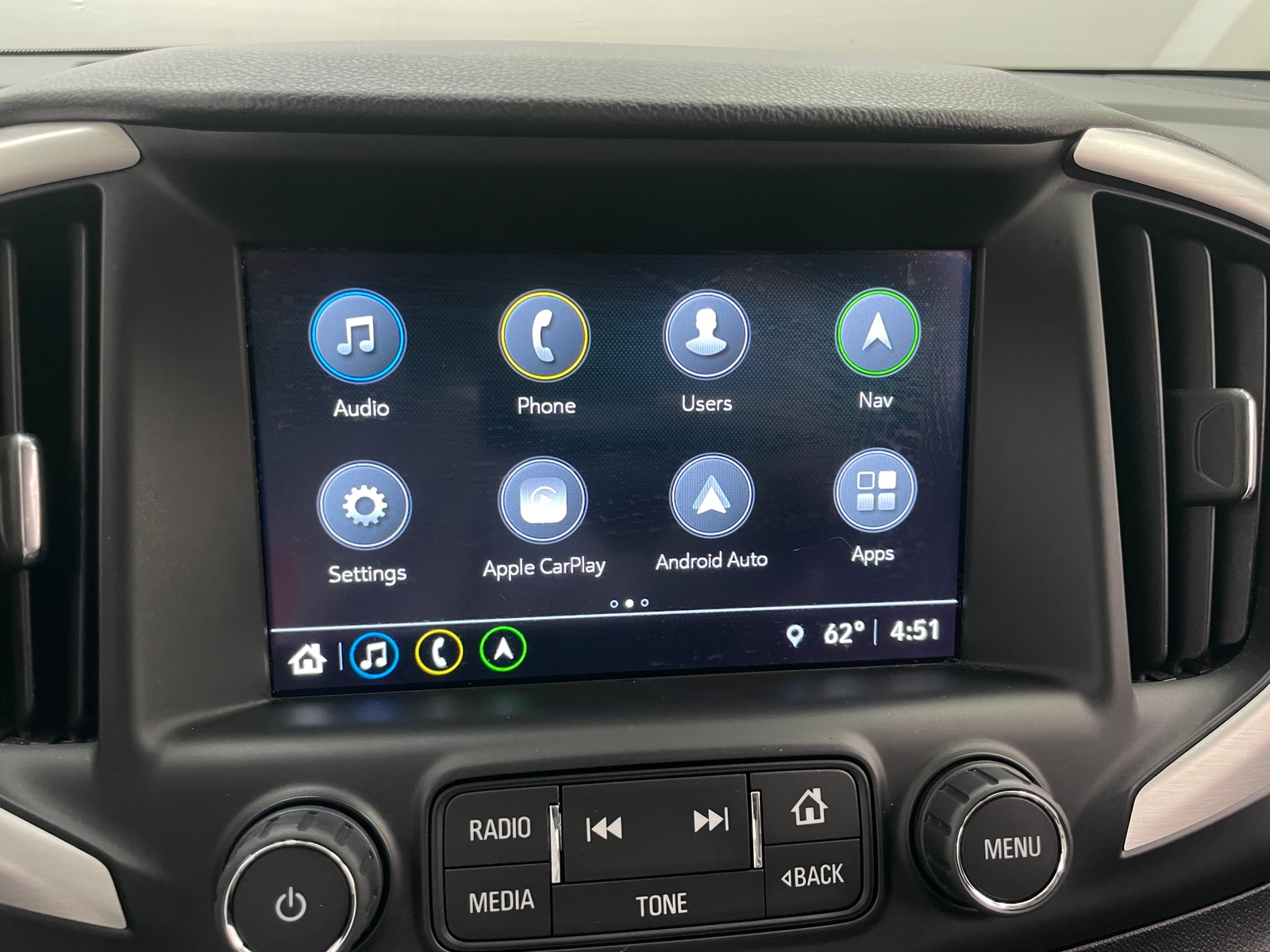 Thumbnail: 2018 GMC Terrain - 3