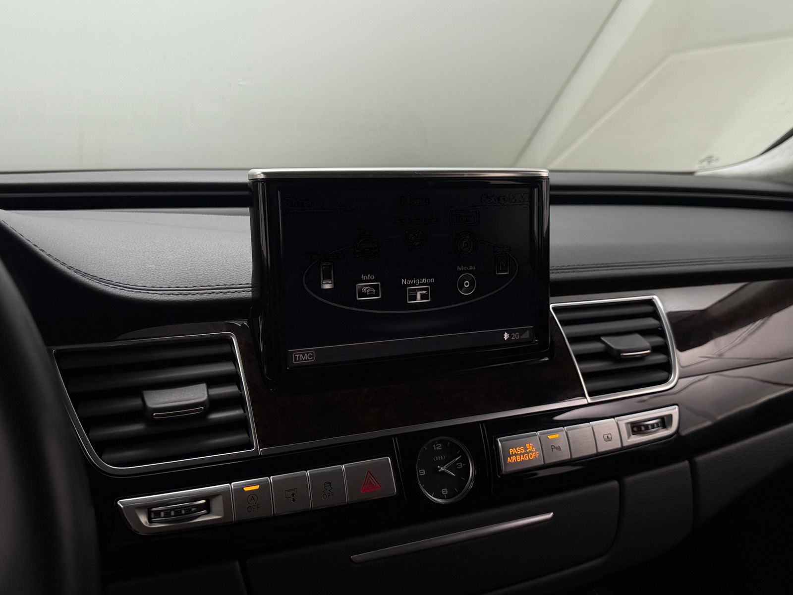 Thumbnail: 2017 Audi A8 - 3