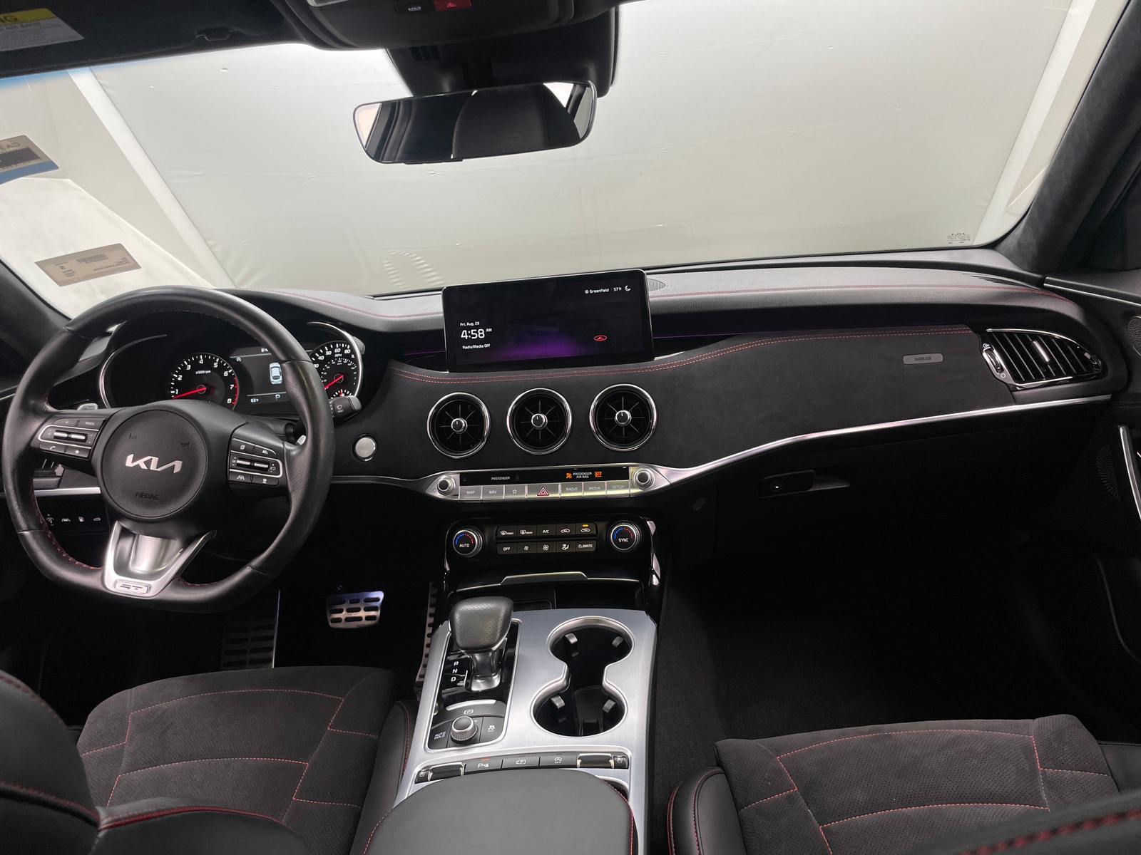 Thumbnail: 2023 Kia Stinger - 2