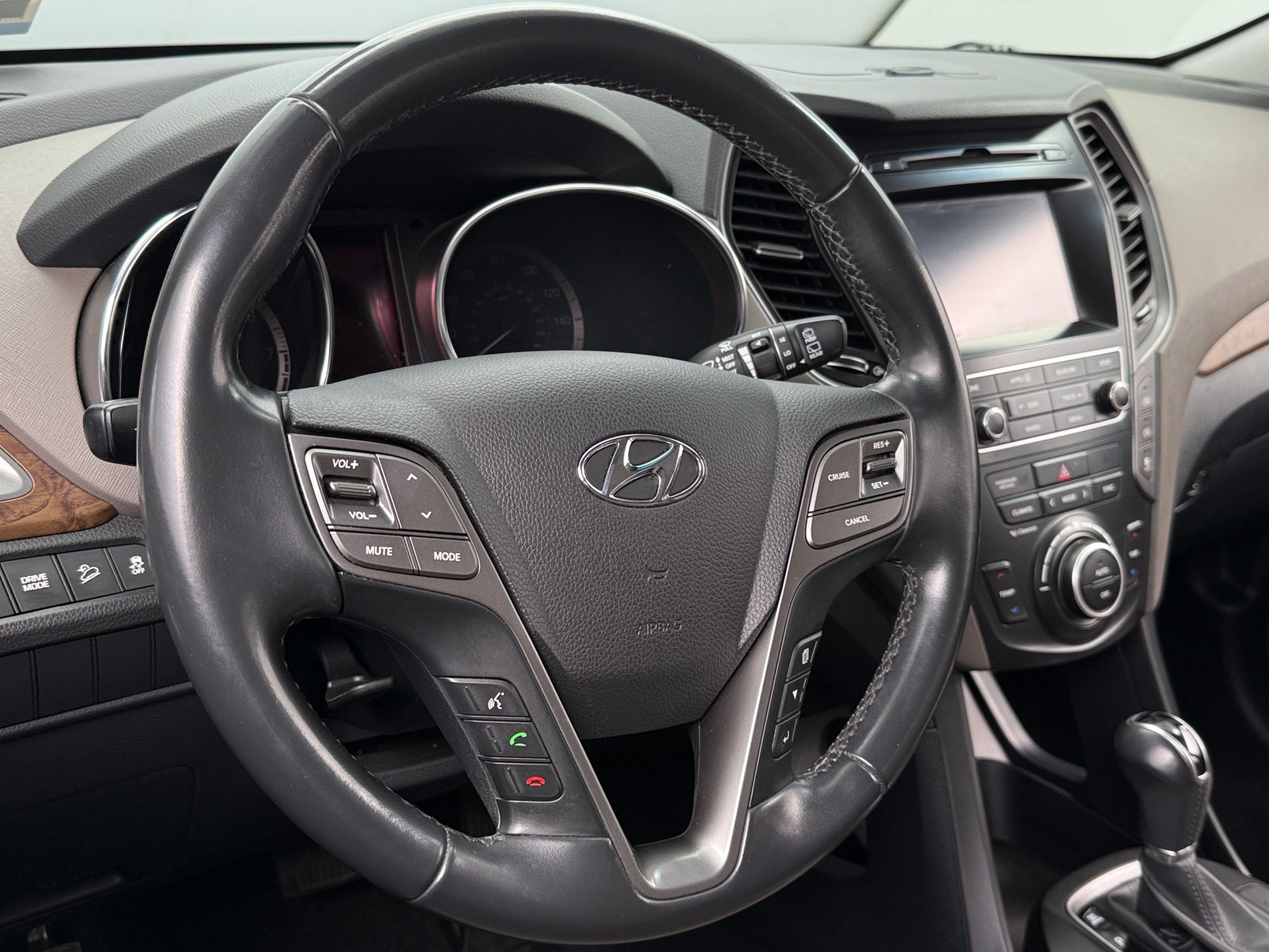 Thumbnail: 2018 Hyundai Santa Fe - 4
