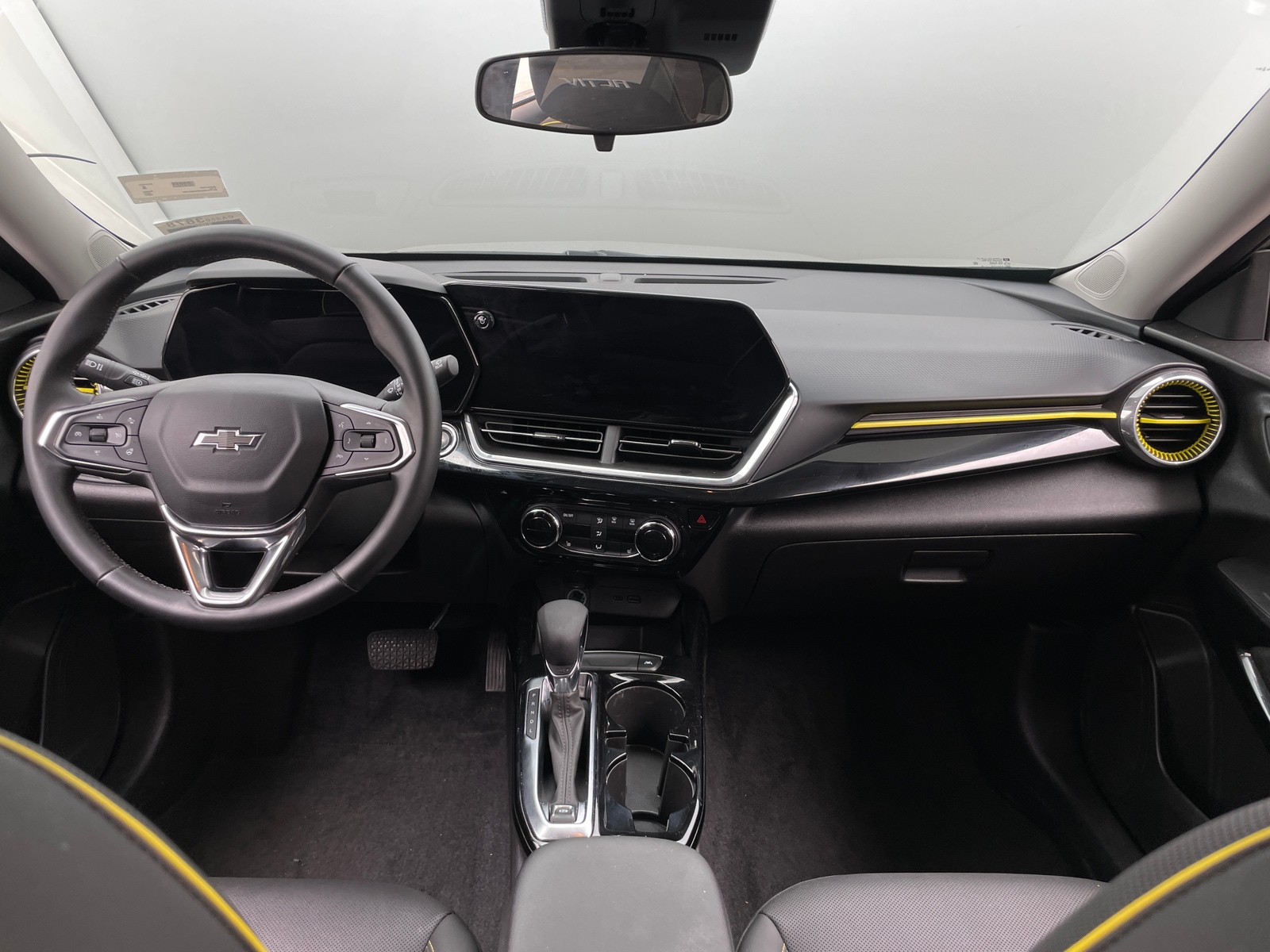 Thumbnail: 2024 Chevrolet Trax - 2