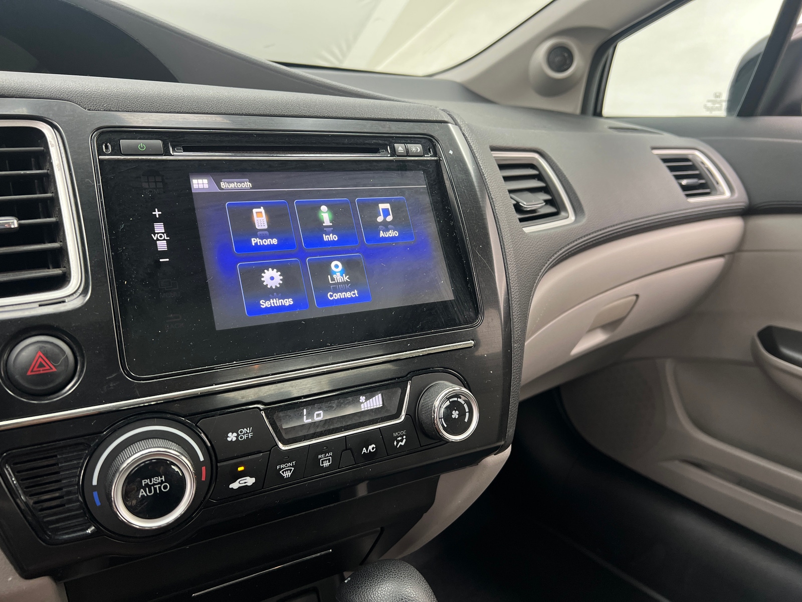 Thumbnail: 2015 Honda Civic - 4