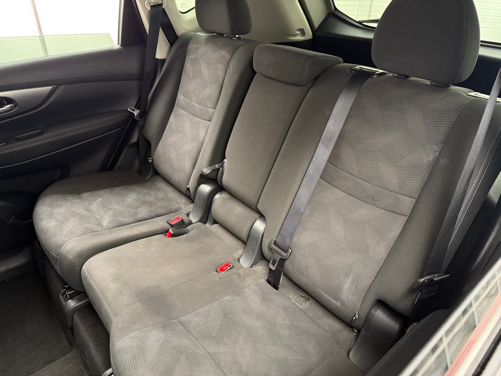 Thumbnail: 2016 Nissan Rogue - 6