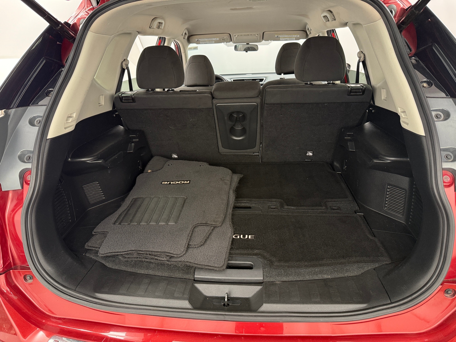 Thumbnail: 2016 Nissan Rogue - 7