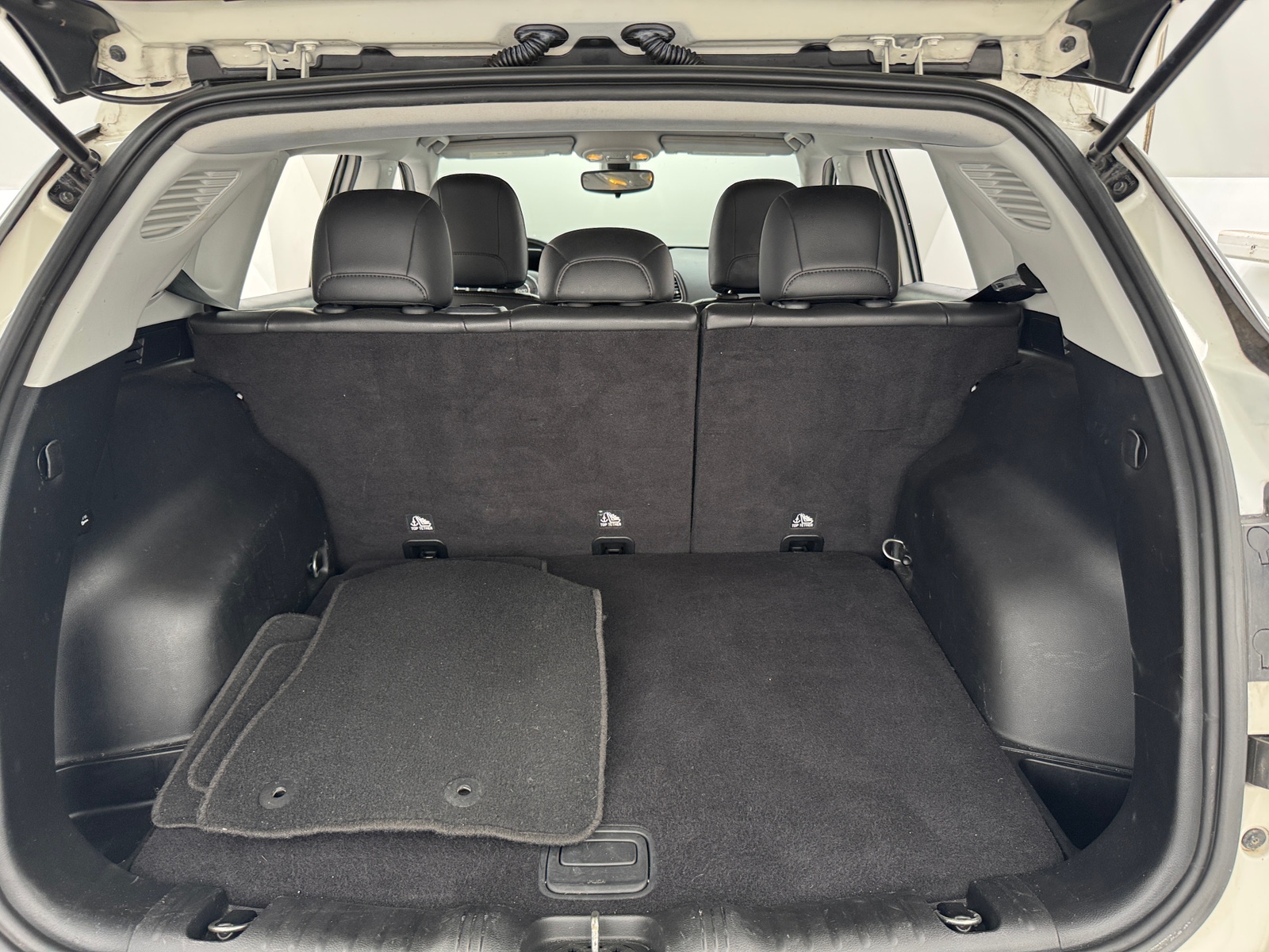 Thumbnail: 2018 Jeep Compass - 6