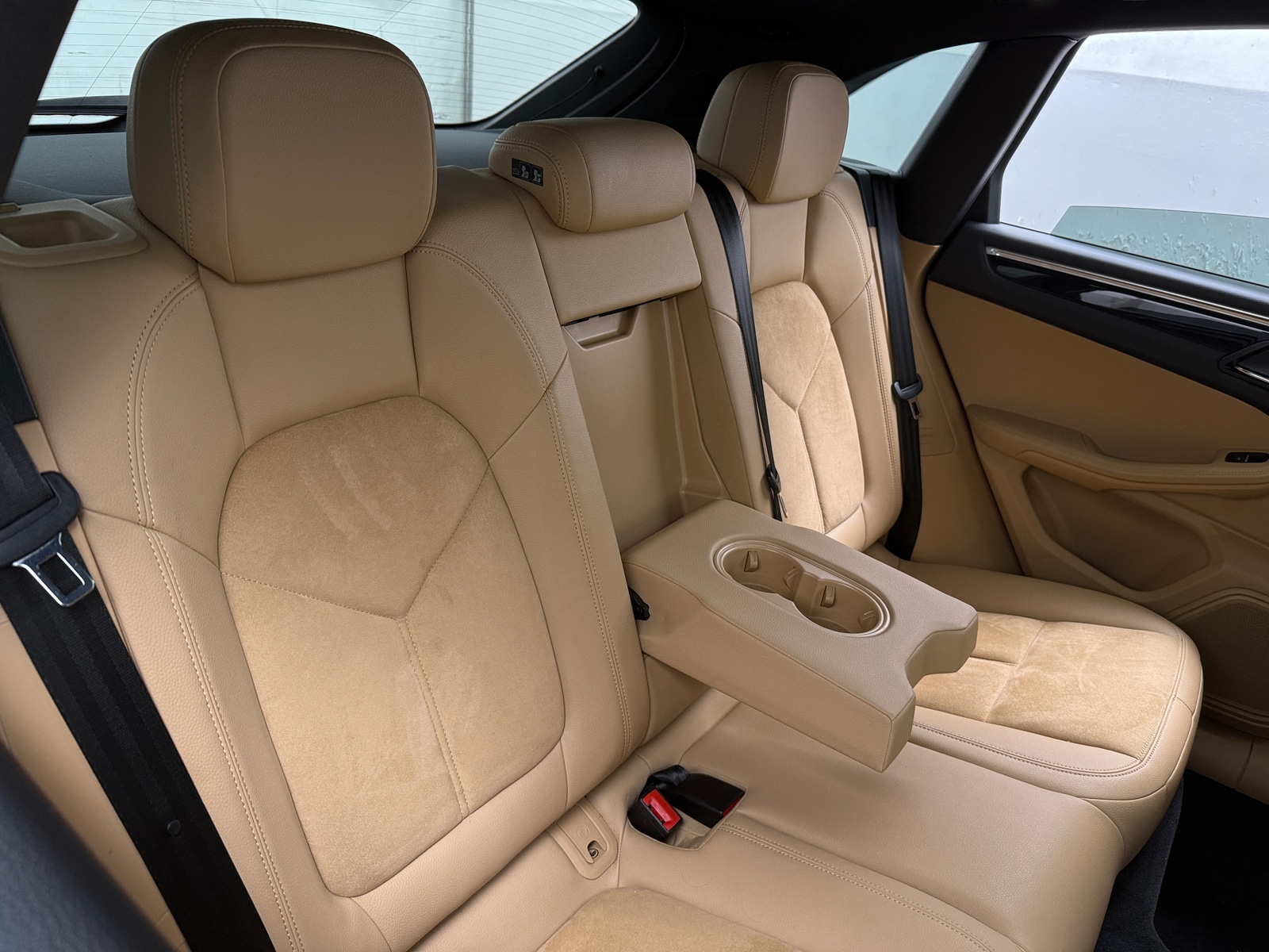 Thumbnail: 2018 Porsche Macan - 5