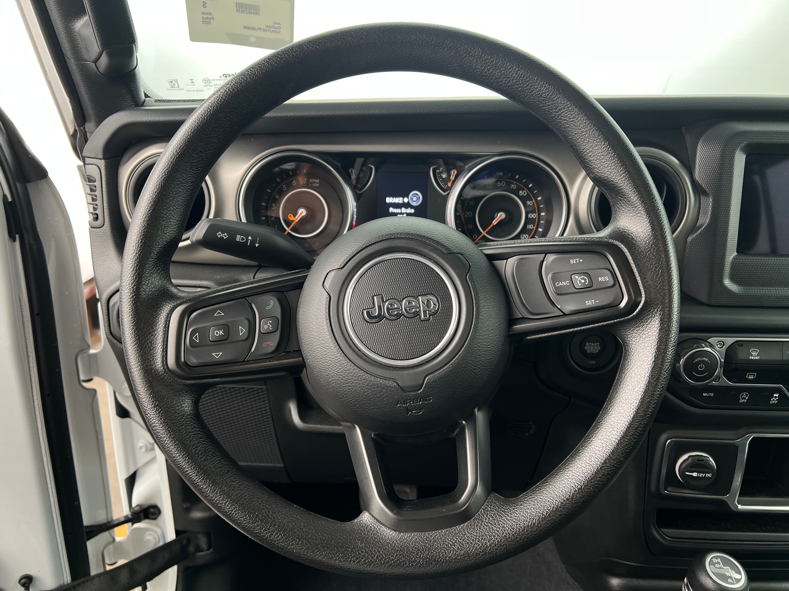 Thumbnail: 2023 Jeep Gladiator - 5