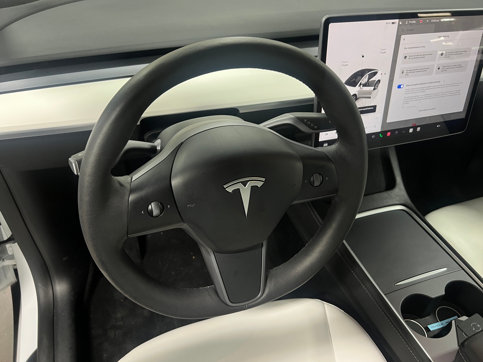 Thumbnail: 2023 Tesla Model Y - 4
