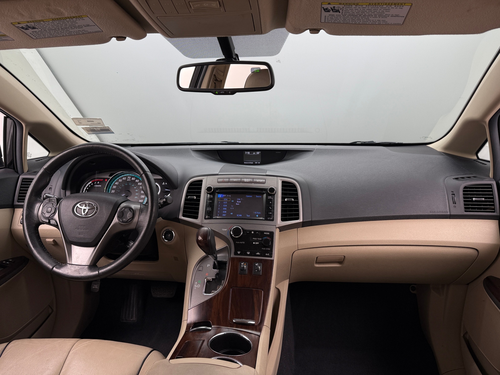 Thumbnail: 2014 Toyota Venza - 3