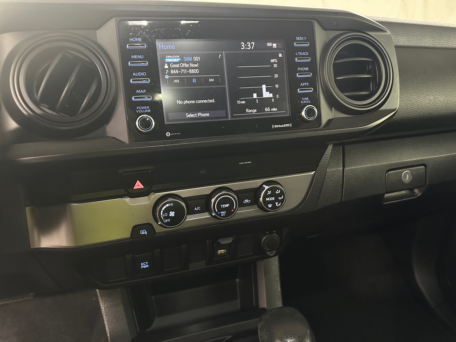 Thumbnail: 2021 Toyota Tacoma - 4