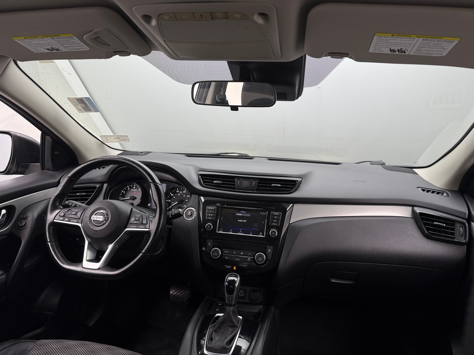 Thumbnail: 2020 Nissan Rogue Sport - 3