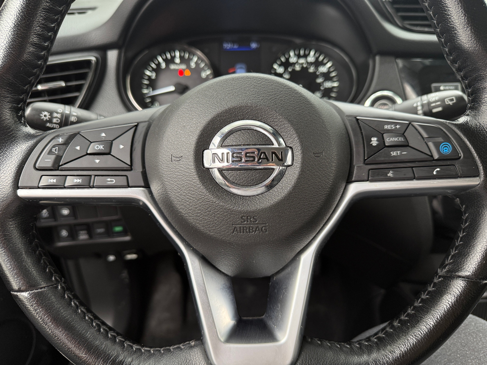 Thumbnail: 2020 Nissan Rogue Sport - 5