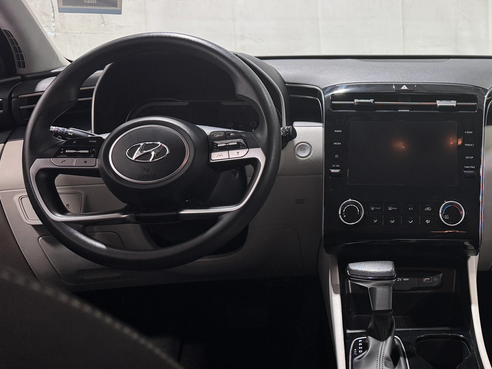 Thumbnail: 2022 Hyundai Tucson - 3