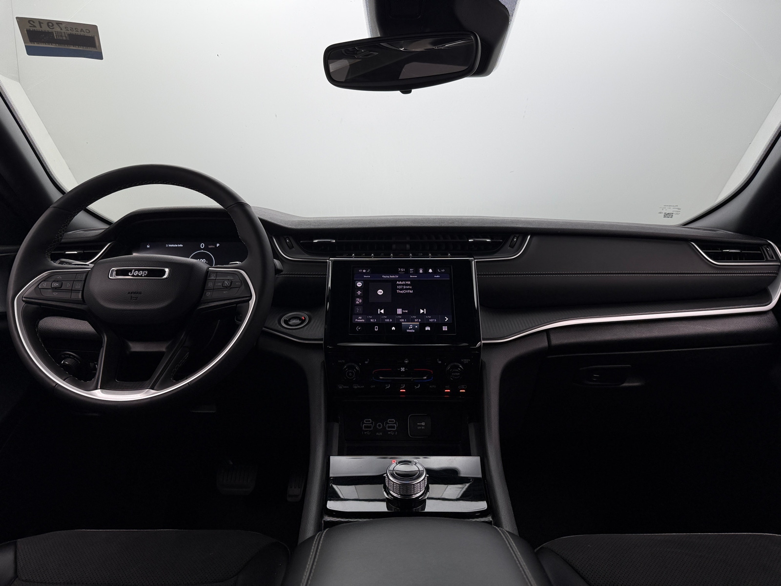 Thumbnail: 2024 Jeep Grand Cherokee L - 2