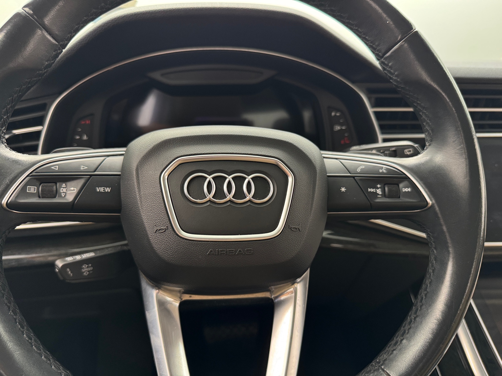 Thumbnail: 2021 Audi Q7 - 4