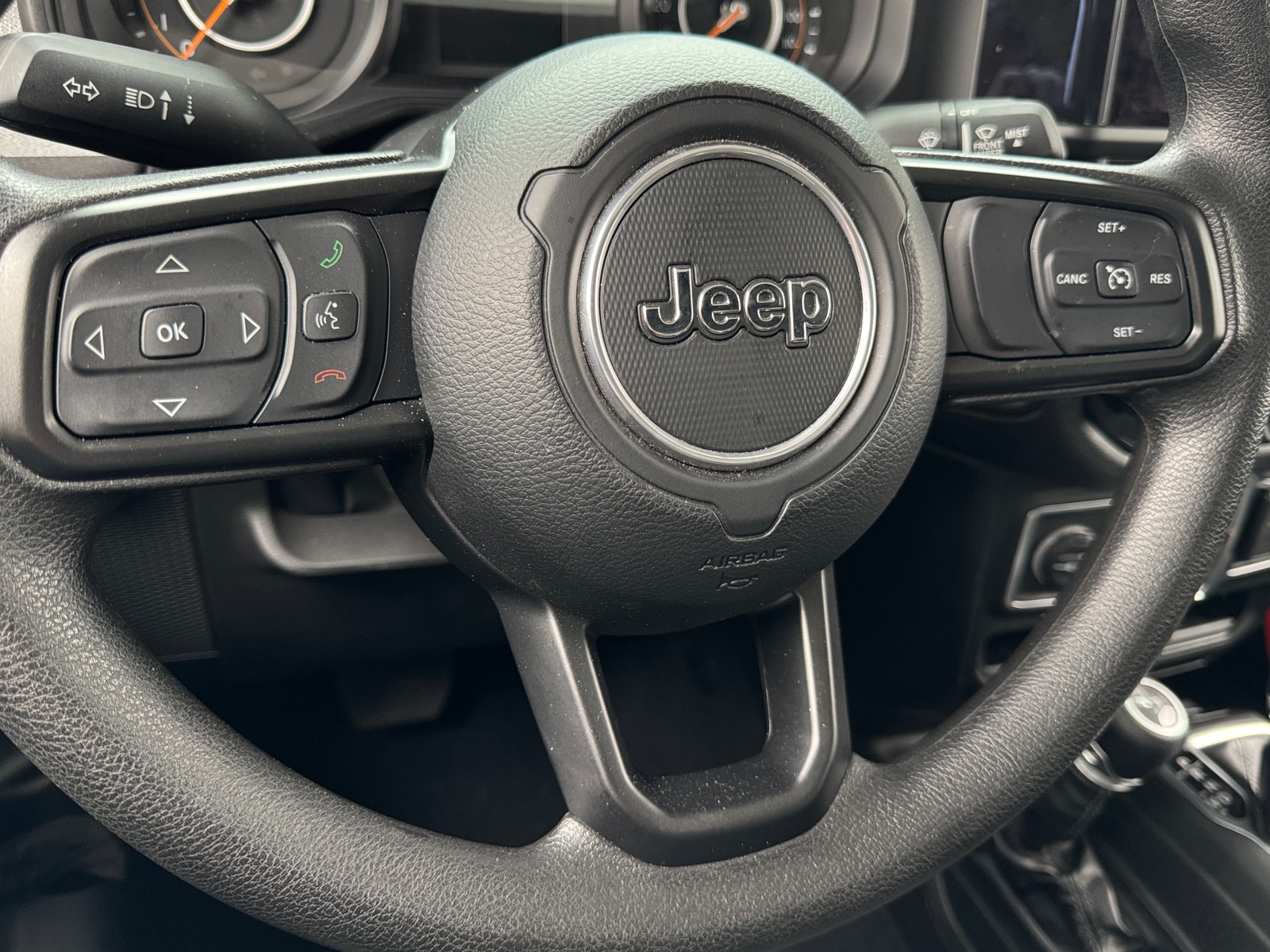 Thumbnail: 2024 Jeep Gladiator - 5