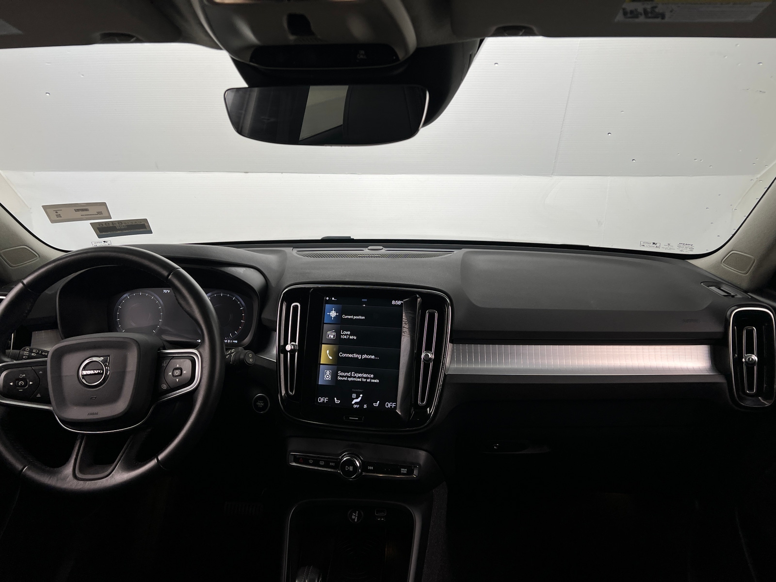 Thumbnail: 2019 Volvo XC40 - 2