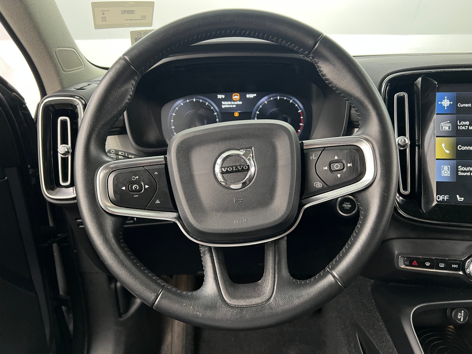 Thumbnail: 2019 Volvo XC40 - 4
