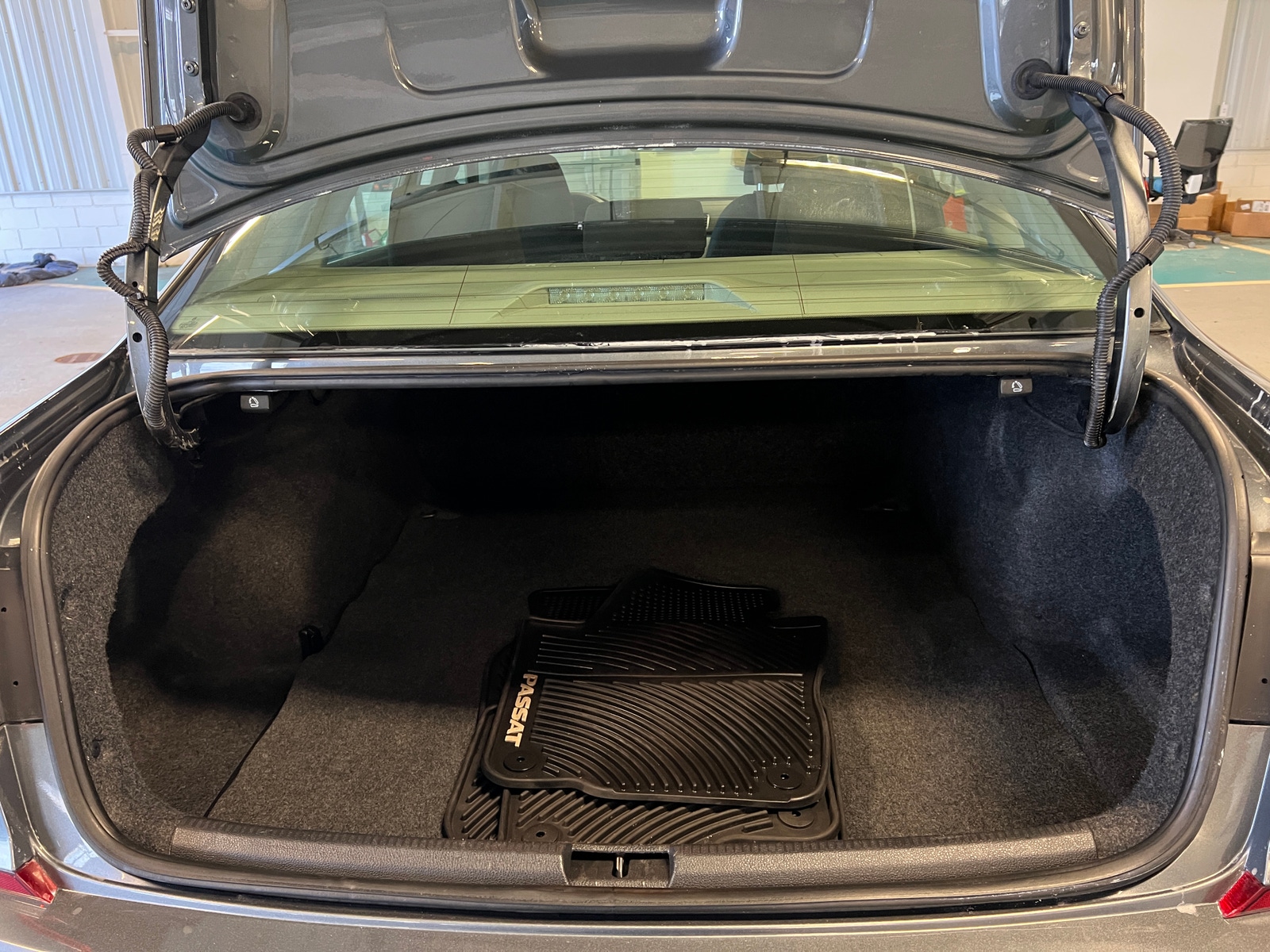 Thumbnail: 2016 Volkswagen Passat - 7