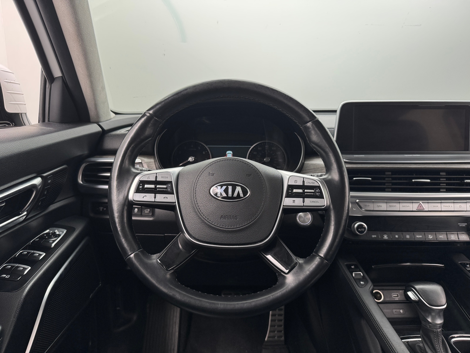 Thumbnail: 2020 Kia Telluride - 4