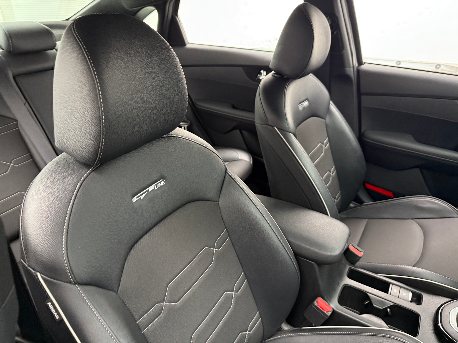 Thumbnail: 2023 Kia Forte - 2